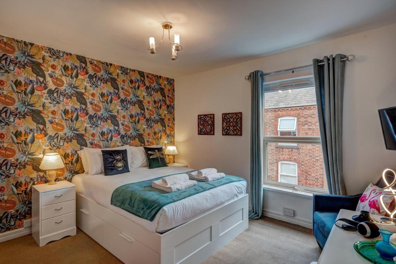 *New* Chester Canal Side 2 Bed Character Home Luaran gambar