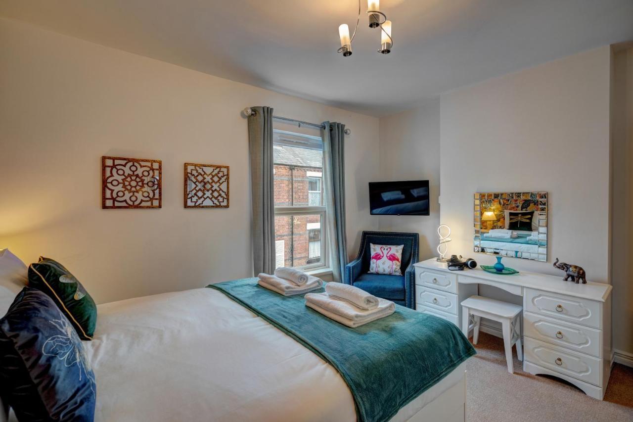 *New* Chester Canal Side 2 Bed Character Home Luaran gambar
